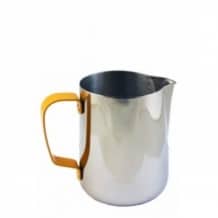 POT LAIT INOX POIGNEE JAUNE 32OZ-950ML