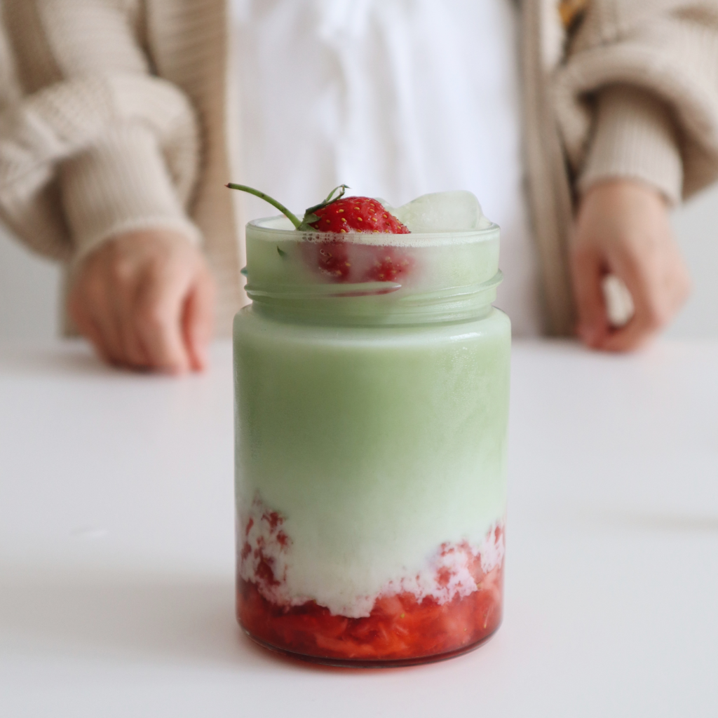 Smoothie fraise matcha